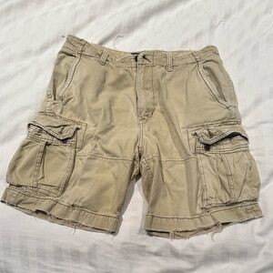 American Eagle Khaki Cargo Shorts Size 34